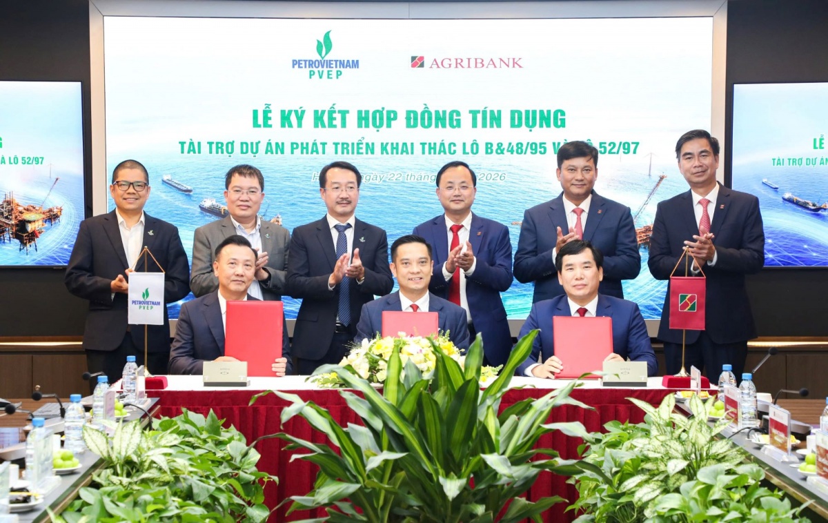 Ông Nguyễn Thiện Bảo - Thành viên Hội đồng thành viên, Tổng Giám đốc PVEP phát biểu tại Lễ ký kết