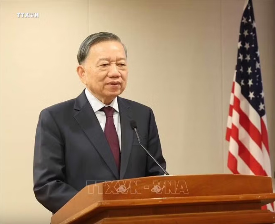 Tổng Bí thư, Chủ tịch nước Tô Lâm gặp các doanh nghiệp Hoa Kỳ, nghe báo cáo về Sáng kiến Tìm kiếm người Việt Nam mất tích trong chiến tranh Tổng Bí thư, Chủ tịch nước Tô Lâm gặp các doanh nghiệp Hoa Kỳ, nghe báo cáo về Sáng kiến Tìm kiếm người Việt Nam mất tích trong chiến tranh