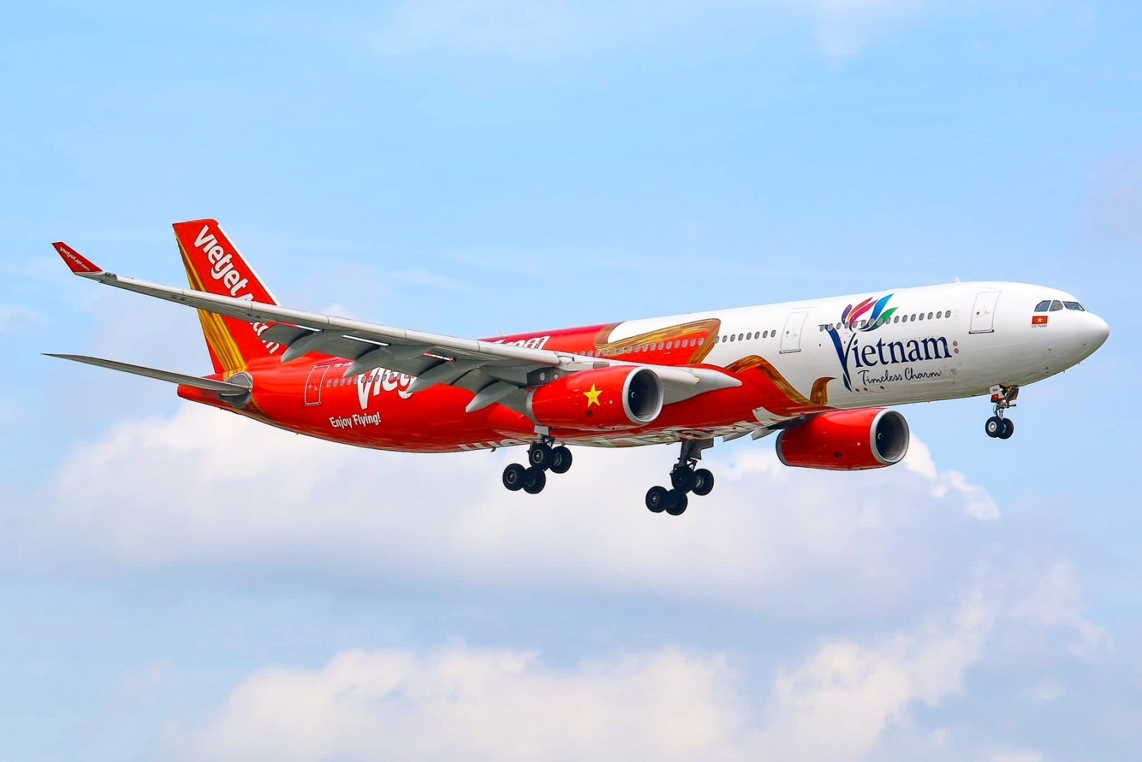 Vietjet ký kết với Starlink đưa internet tốc độ cao lên các chuyến bay toàn cầu