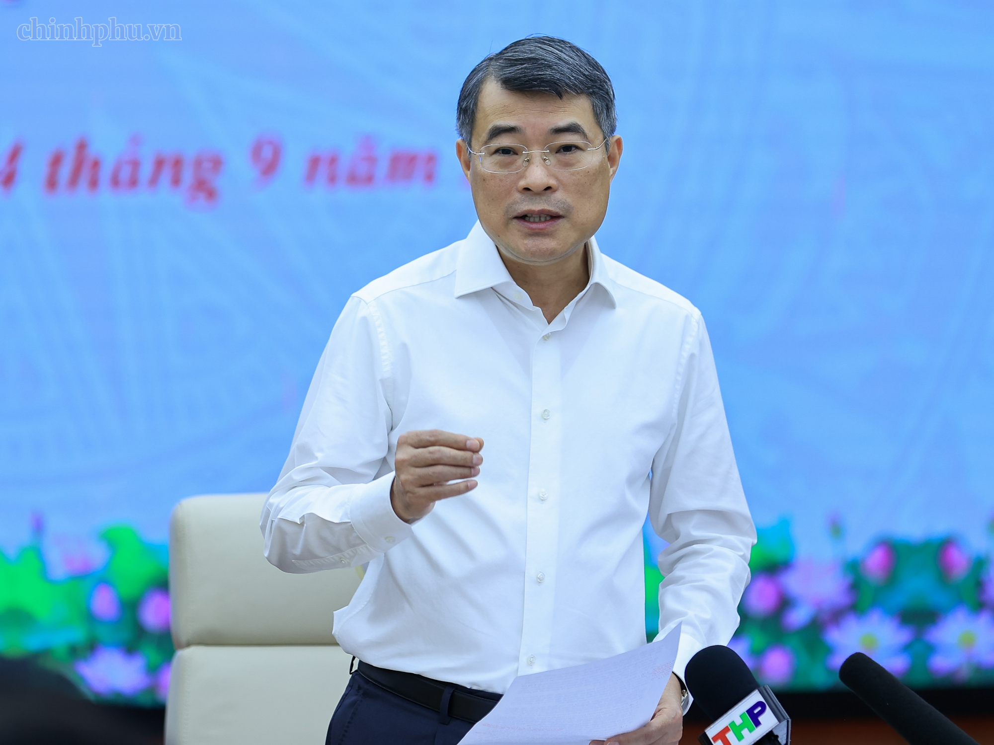 Thủ tướng: Đổi mới đánh giá cán bộ là khâu đột phá và chính sách với cán bộ cũng không thể cào bằng Thủ tướng: Đổi mới đánh giá cán bộ là khâu đột phá và chính sách với cán bộ cũng không thể cào bằng- Ảnh 5.