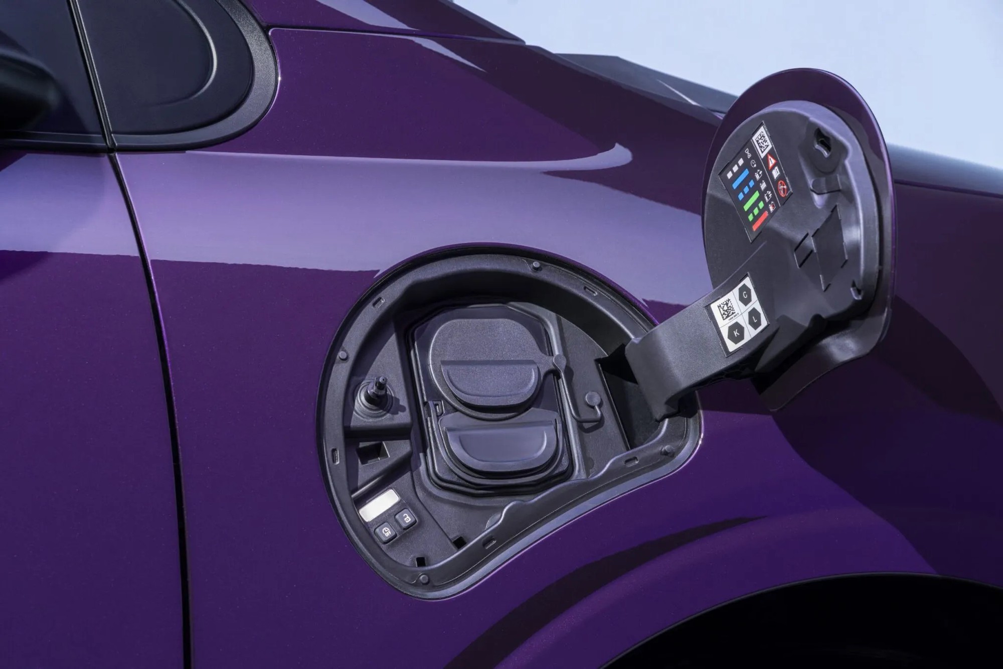 Nissan có xe điện cỡ nhỏ mới, giá quy đổi dự kiến dưới 600 triệu đồng Nissan có xe điện cỡ nhỏ mới, giá quy đổi dự kiến dưới 600 triệu đồng: Chạy 259km/sạc, tích hợp AI của Google - Ảnh 16.