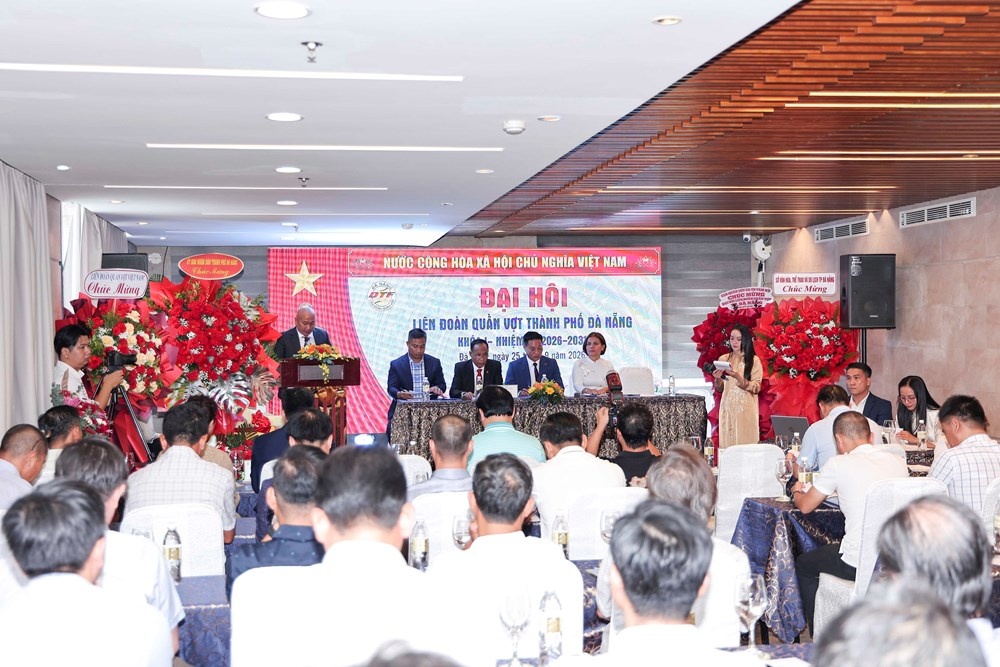 Doanh nhân Võ Thanh Sơn được bầu làm chủ tịch Liên đoàn Quần vợt TP Đà Nẵng Doanh nhân Võ Thanh Sơn được bầu làm chủ tịch Liên đoàn Quần vợt TP Đà Nẵng