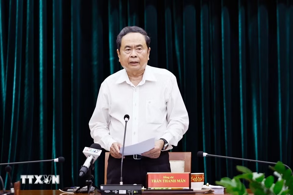 Chủ tịch Quốc hội Trần Thanh Mẫn: Phân cấp nhưng không được dẫn tới phân tán trách nhiệm Chủ tịch Quốc hội Trần Thanh Mẫn: Phân cấp nhưng không được dẫn tới phân tán trách nhiệm- Ảnh 1.