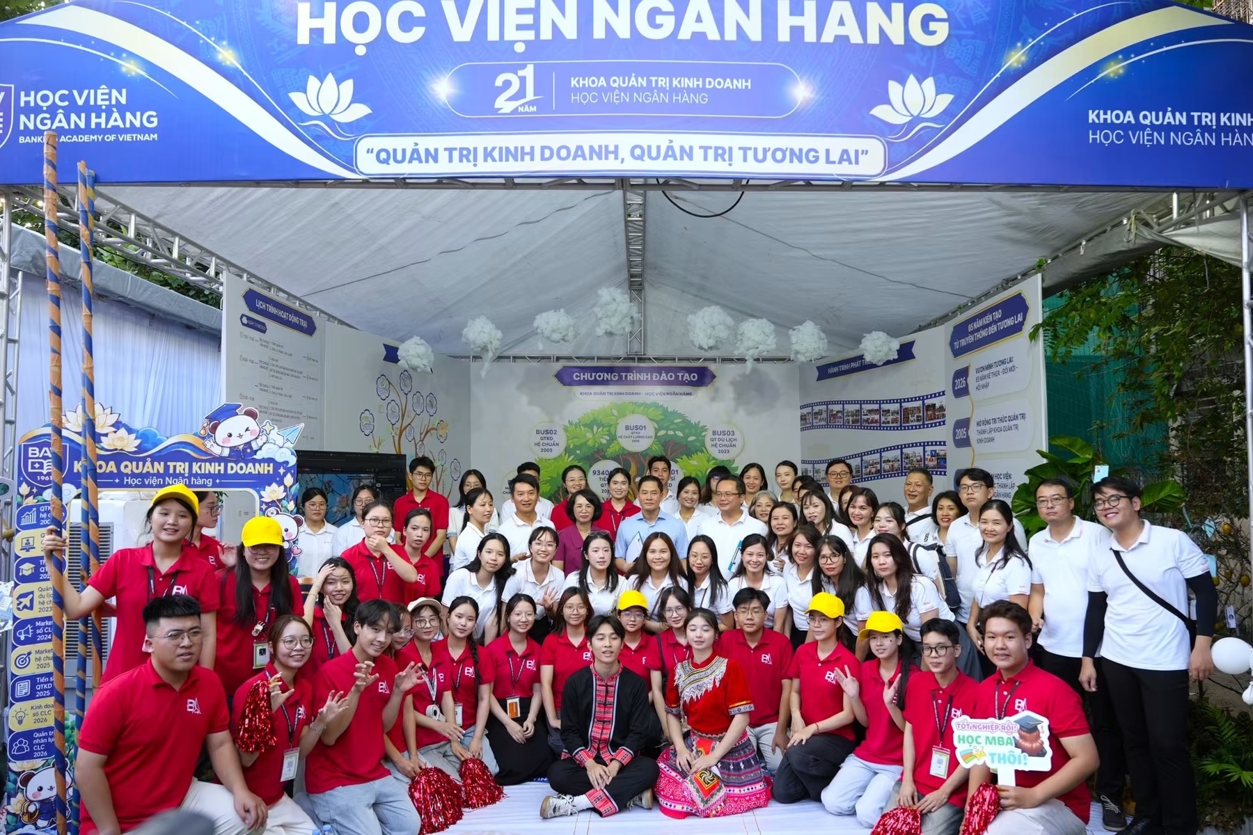 Học viện Ngân hàng: Chính thức khai mạc chuỗi hoạt động kỷ niệm 65 năm thành lập