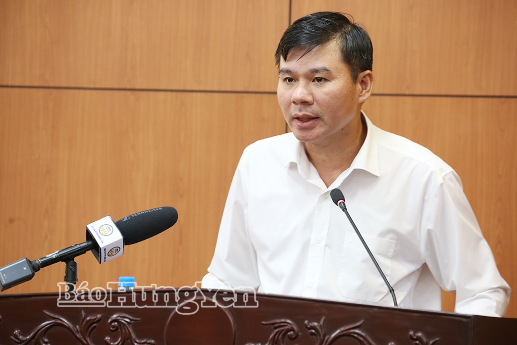 Đại biểu Quốc hội tỉnh Hưng Yên tiếp xúc cử tri trước Kỳ họp thứ 2 Đại biểu Quốc hội tỉnh Hưng Yên tiếp xúc cử tri trước Kỳ họp thứ 2