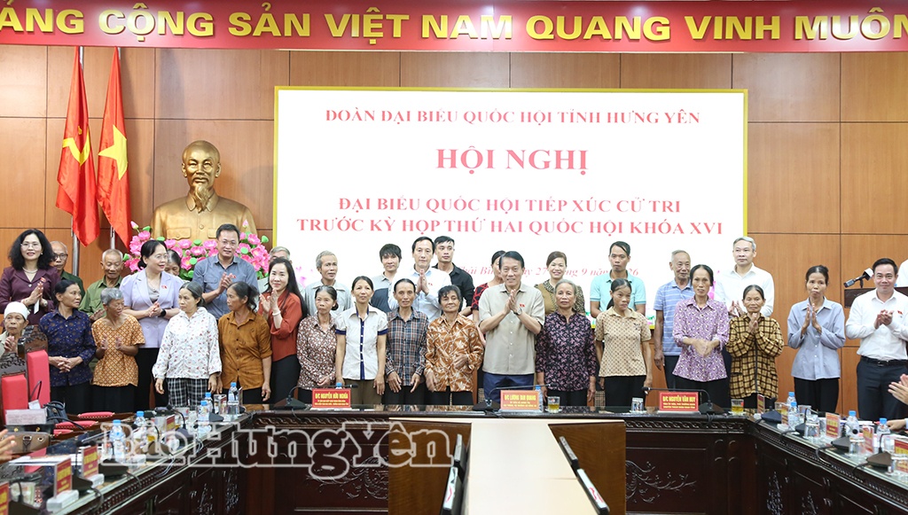 Đại biểu Quốc hội tỉnh Hưng Yên tiếp xúc cử tri trước Kỳ họp thứ 2 Đại biểu Quốc hội tỉnh Hưng Yên tiếp xúc cử tri trước Kỳ họp thứ 2