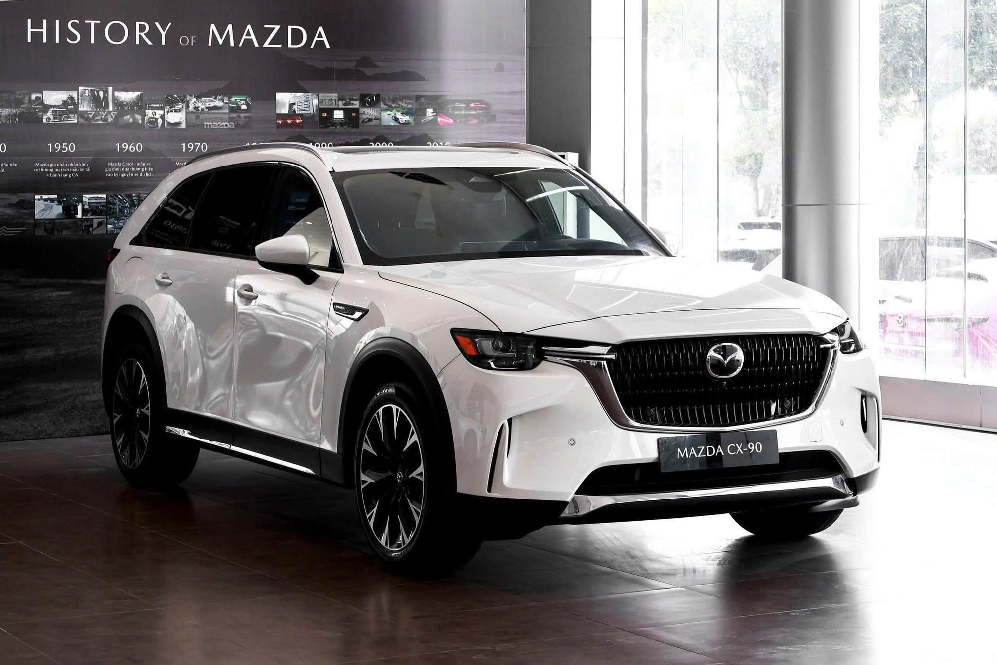 Mazda CX-90 giảm giá hơn 80 triệu tại đại lý