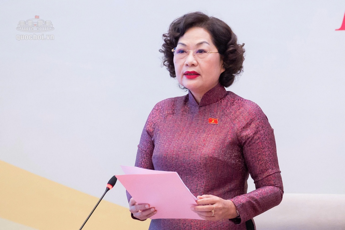 Phó Chủ tịch Quốc hội Nguyễn Thị Hồng kết luận phiên họp Phó Chủ tịch Quốc hội Nguyễn Thị Hồng kết luận phiên họp