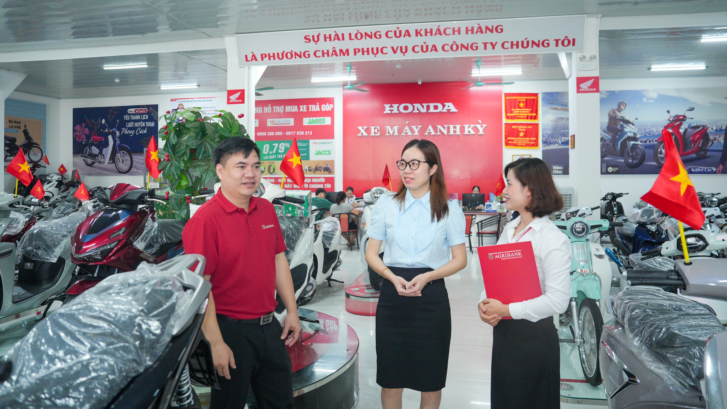 Dòng vốn nghĩa tình cùng bản lĩnh doanh nhân vượt thử thách, vươn ra thế giới