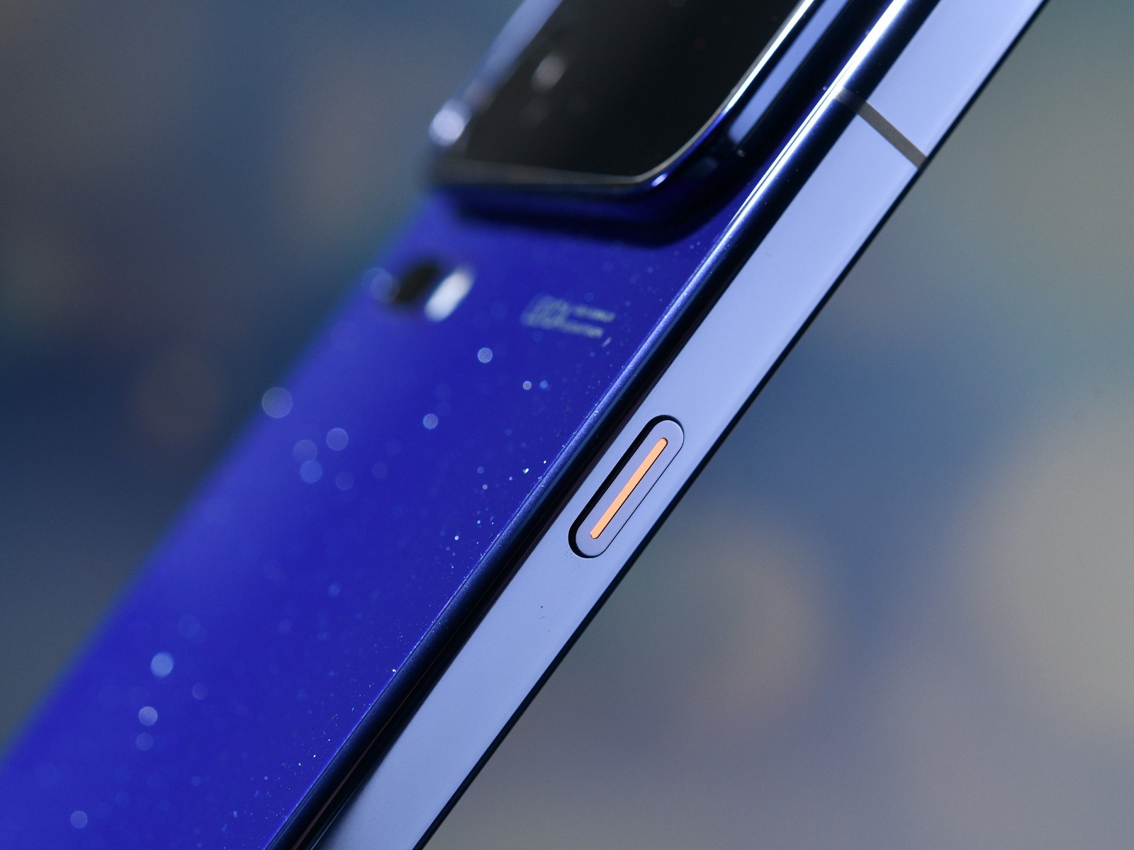 Xiaomi 18 Pro Max màu Xanh Ngân Hà: vật liệu đá sao cắt mỏng 0,11 mm - Ảnh 9.