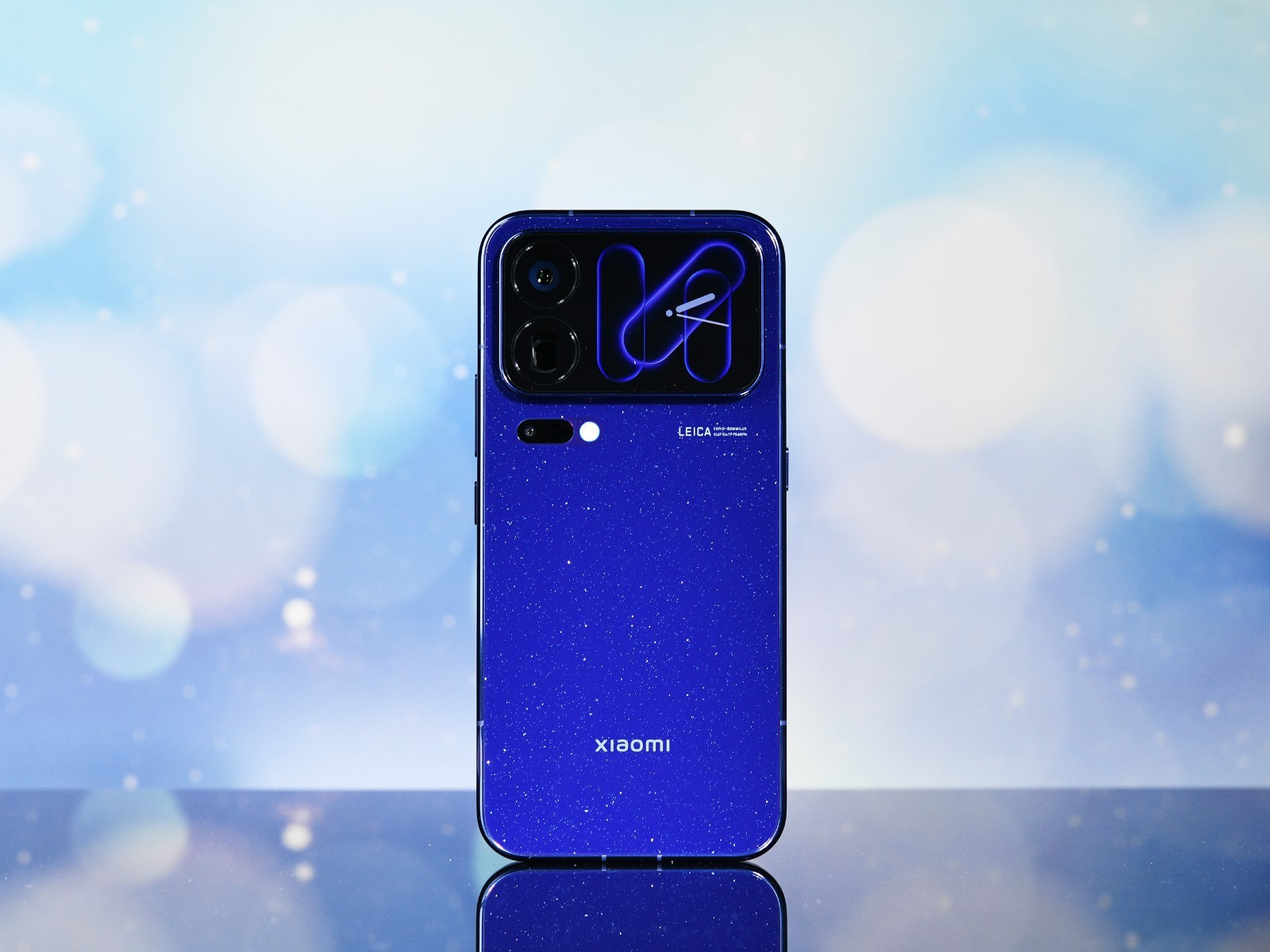Cận cảnh Xiaomi 18 Pro Max sắp có mặt tại Việt Nam Cận cảnh Xiaomi 18 Pro Max sắp có mặt tại Việt Nam