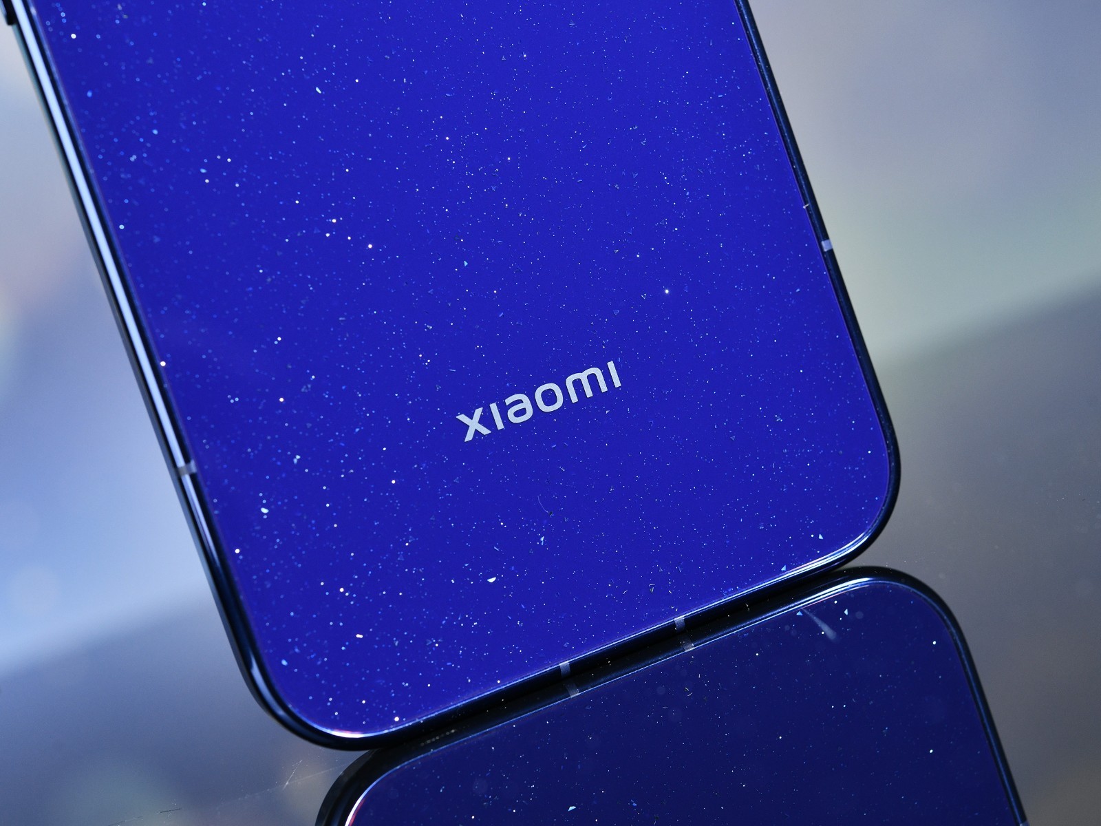 Xiaomi 18 Pro Max màu Xanh Ngân Hà: vật liệu đá sao cắt mỏng 0,11 mm - Ảnh 4.