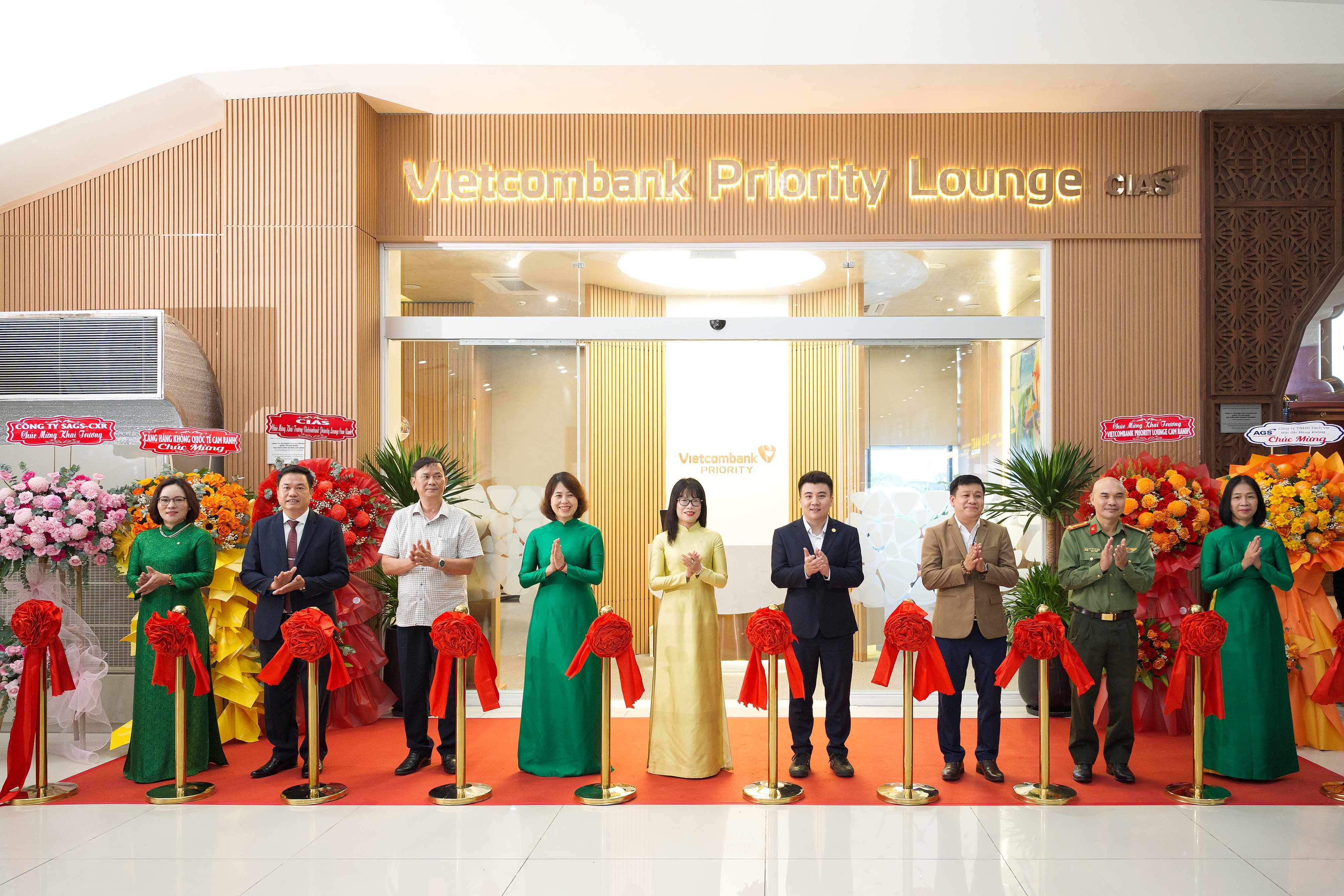 Vietcombank khai trương phòng chờ Vietcombank Priority Lounge tại Cam Ranh