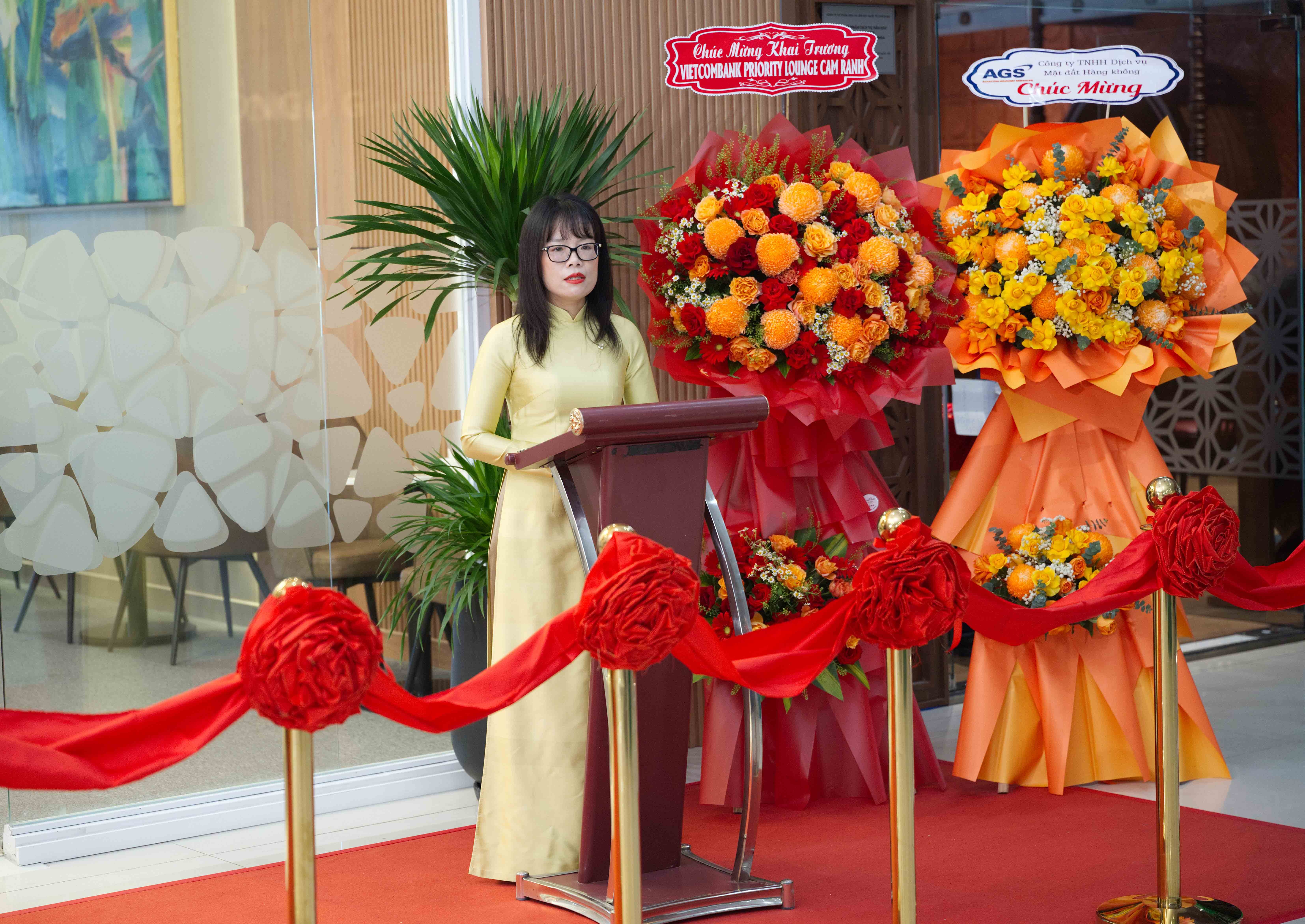 Vietcombank khai trương phòng chờ Vietcombank Priority Lounge tại Cam Ranh
