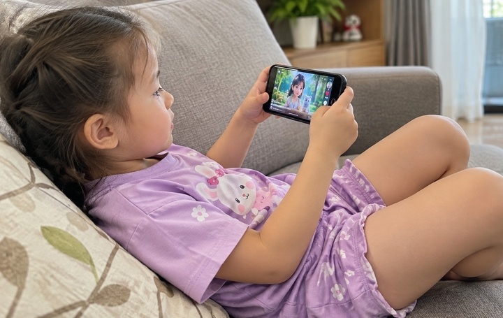 Video ngắn AI đang âm thầm thao túng và tước đoạt nhiều khả năng của não bộ con người Video ngắn AI đang âm thầm thao túng và tước đoạt nhiều khả năng của não bộ con người