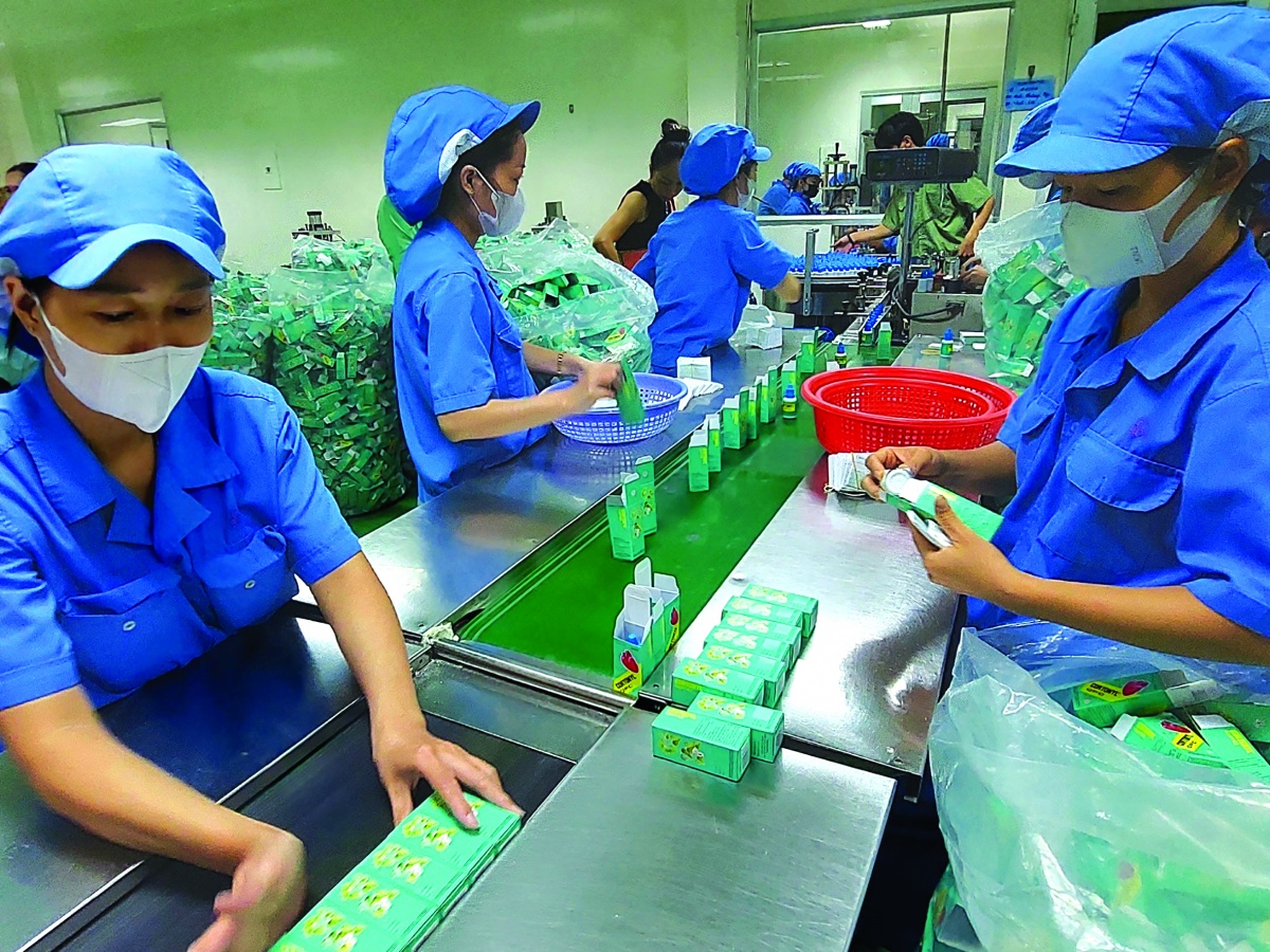 Tăng trưởng không nên dựa quá nhiều vào tín dụng Tăng trưởng không nên dựa quá nhiều vào tín dụng