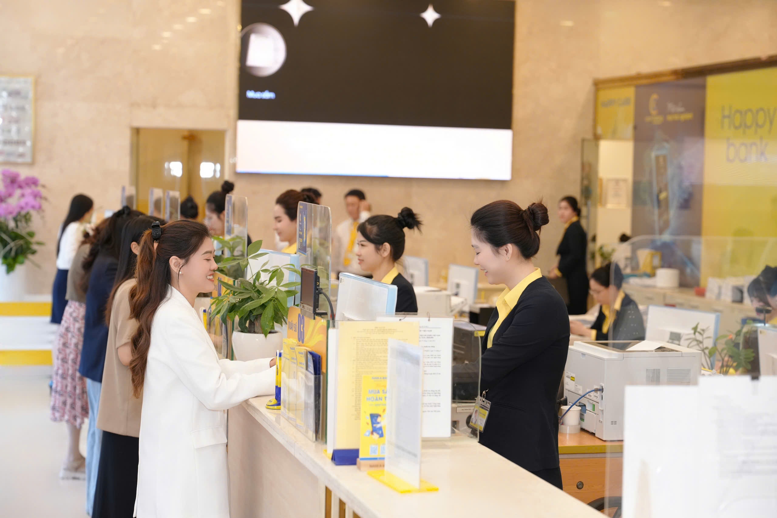 Nam A Bank đạt 80% lợi nhuận, ROE tiệm cận 20% trong 9 tháng đầu năm 2026