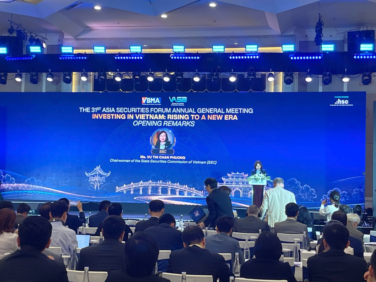 Thị trường vốn trước bài toán dẫn dòng tiền cho giai đoạn tăng trưởng mới Thị trường vốn trước bài toán dẫn dòng tiền cho giai đoạn tăng trưởng mới