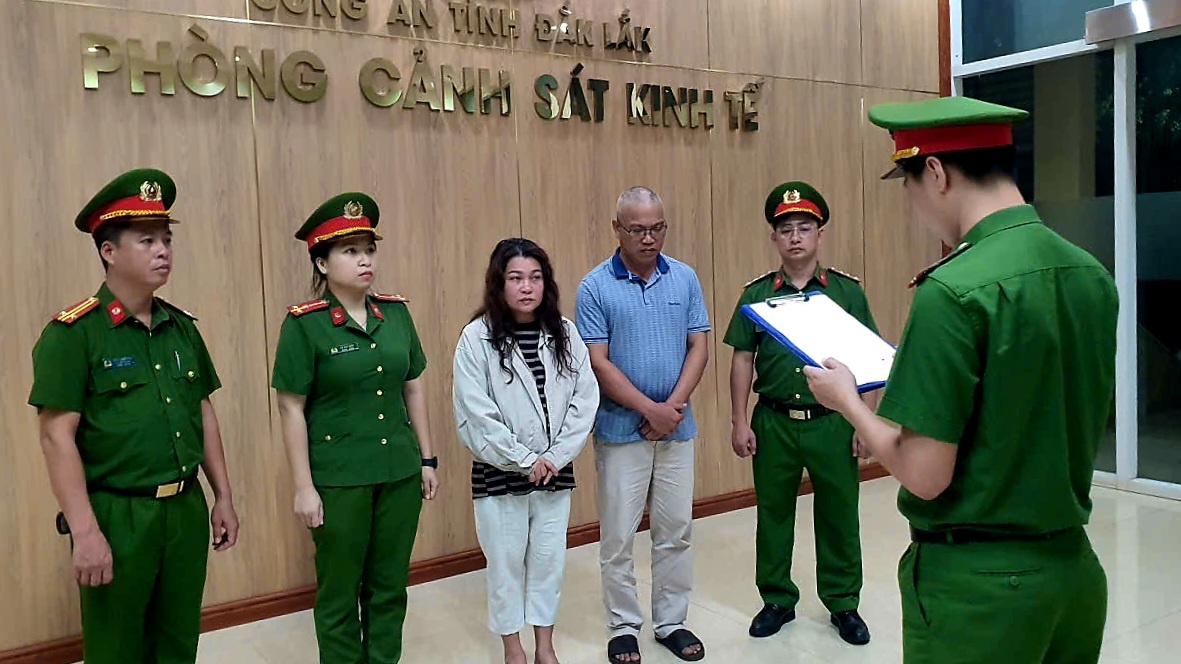 Phân bón giả “đội lốt” hàng ngoại: Cảnh giác từ khâu nguồn gốc xuất xứ