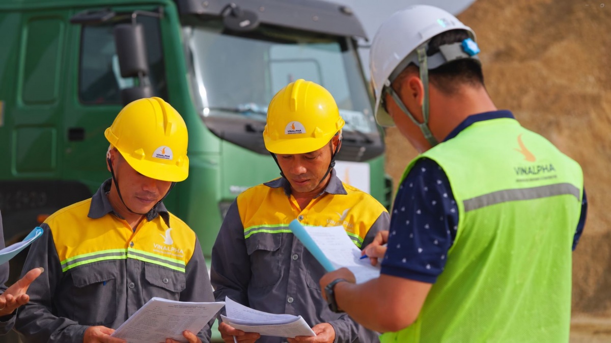 VinAlpha tuyển dụng 15.000 nhân sự cho các đại dự án đô thị trên toàn quốc VinAlpha tuyển dụng 15.000 nhân sự cho các đại dự án đô thị trên toàn quốc