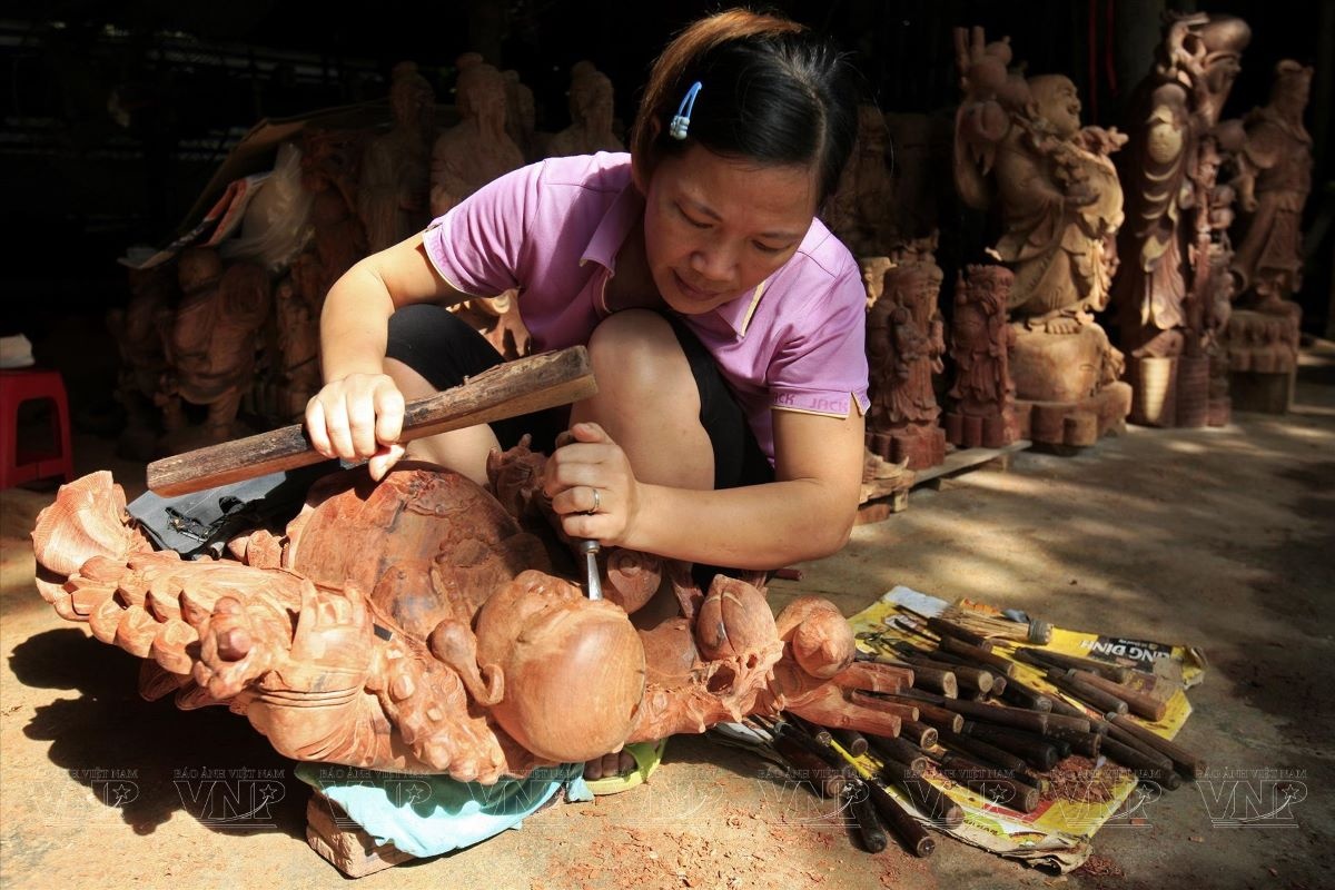 Từ những sản phẩm truyền thống, làng nghề đang tìm cách mở rộng giá trị bằng chuyển đổi số, kết nối du lịch ảnh: minh họa Từ những sản phẩm truyền thống, làng nghề đang tìm cách mở rộng giá trị bằng chuyển đổi số, kết nối du lịch ảnh: minh họa