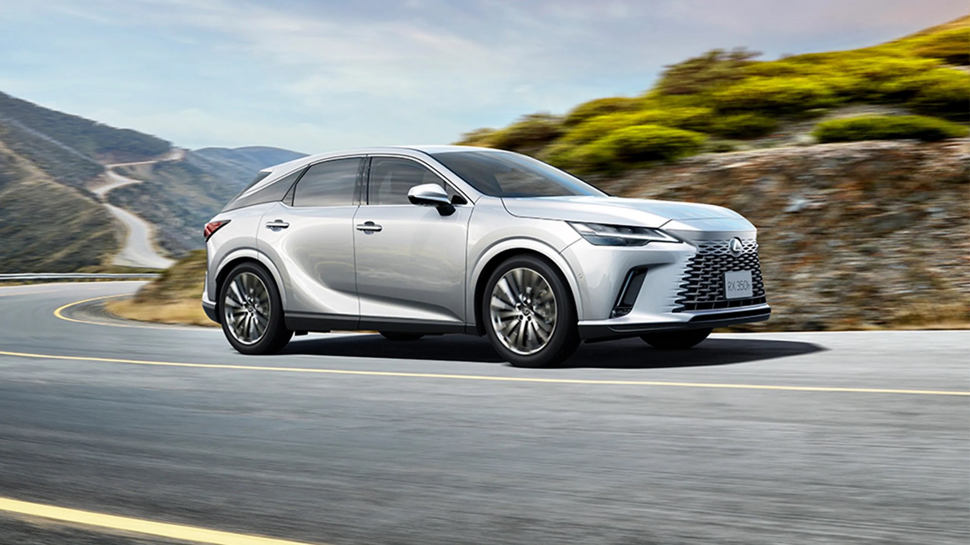 Lexus RX nâng cấp, giá quy đổi từ 1,2 tỷ đồng Lexus RX nâng cấp, giá quy đổi từ 1,2 tỷ đồng