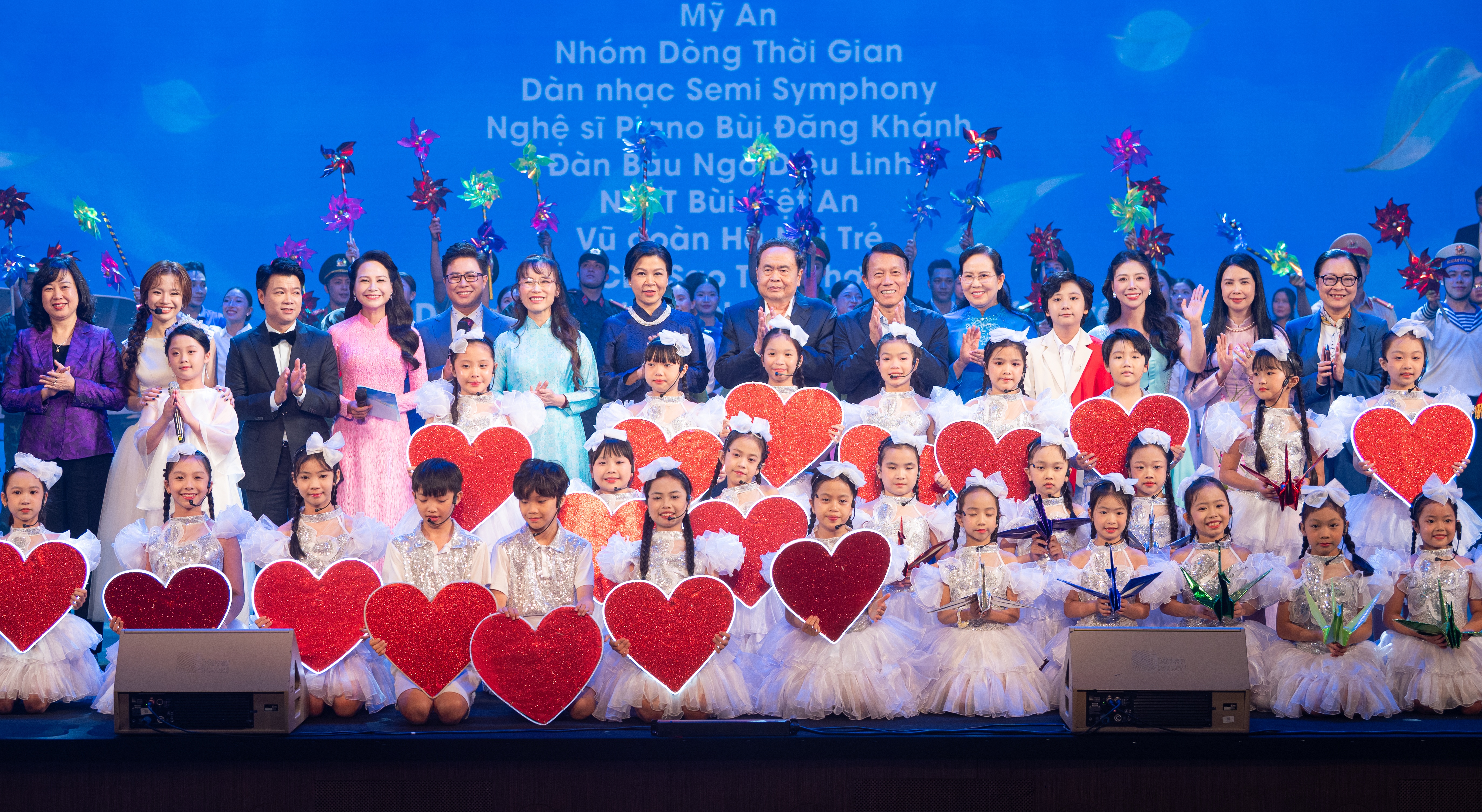 Tiếp thêm hy vọng cho phụ nữ và trẻ em mắc bệnh hiểm nghèo