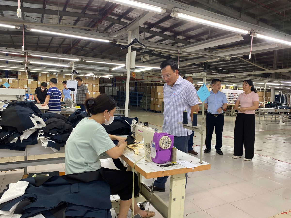 Chuyển tư duy từ 'cấp phát' sang kiến tạo hệ sinh thái là bước đột phá, giúp chính sách hỗ trợ tiếp cận đúng và trúng nhu cầu thực tế của doanh nghiệp Chuyển tư duy từ 'cấp phát' sang kiến tạo hệ sinh thái là bước đột phá, giúp chính sách hỗ trợ tiếp cận đúng và trúng nhu cầu thực tế của doanh nghiệp