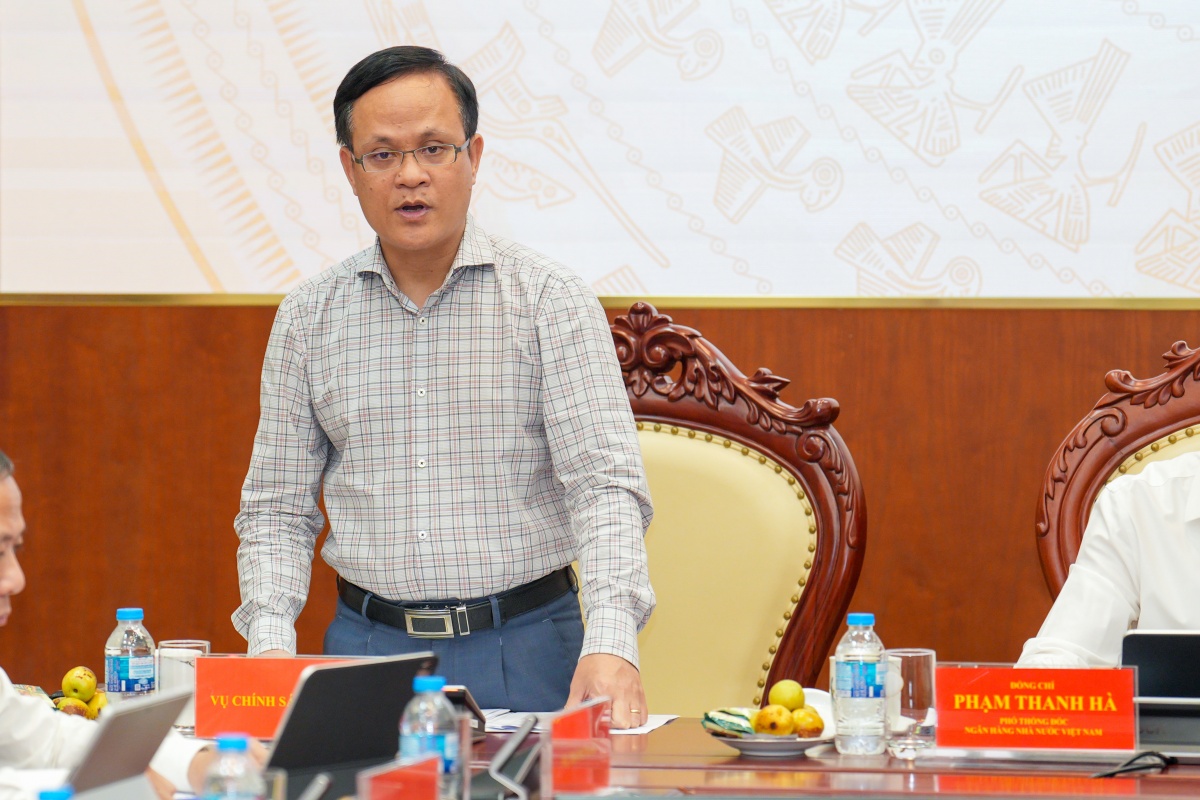 NHNN sẽ kiểm soát chặt tỷ giá, lãi suất trong những tháng cuối năm