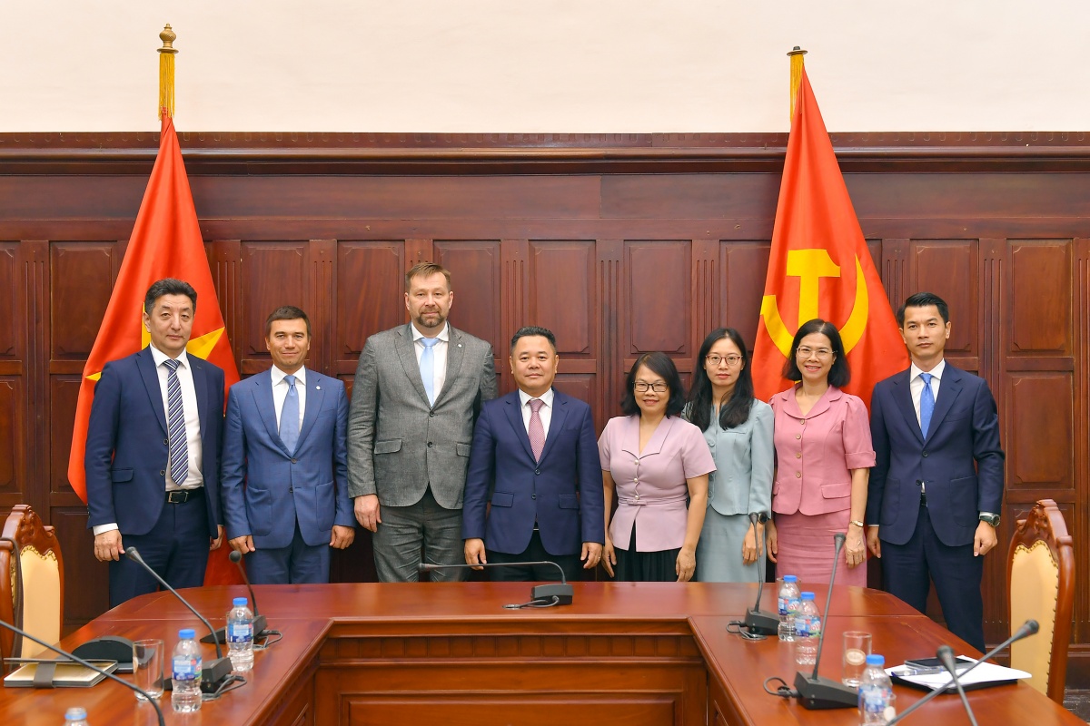 Phó Thống đốc Nguyễn Ngọc Cảnh tiếp Chủ tịch Ban Lãnh đạo IBEC Phó Thống đốc Nguyễn Ngọc Cảnh tiếp Chủ tịch Ban Lãnh đạo IBEC