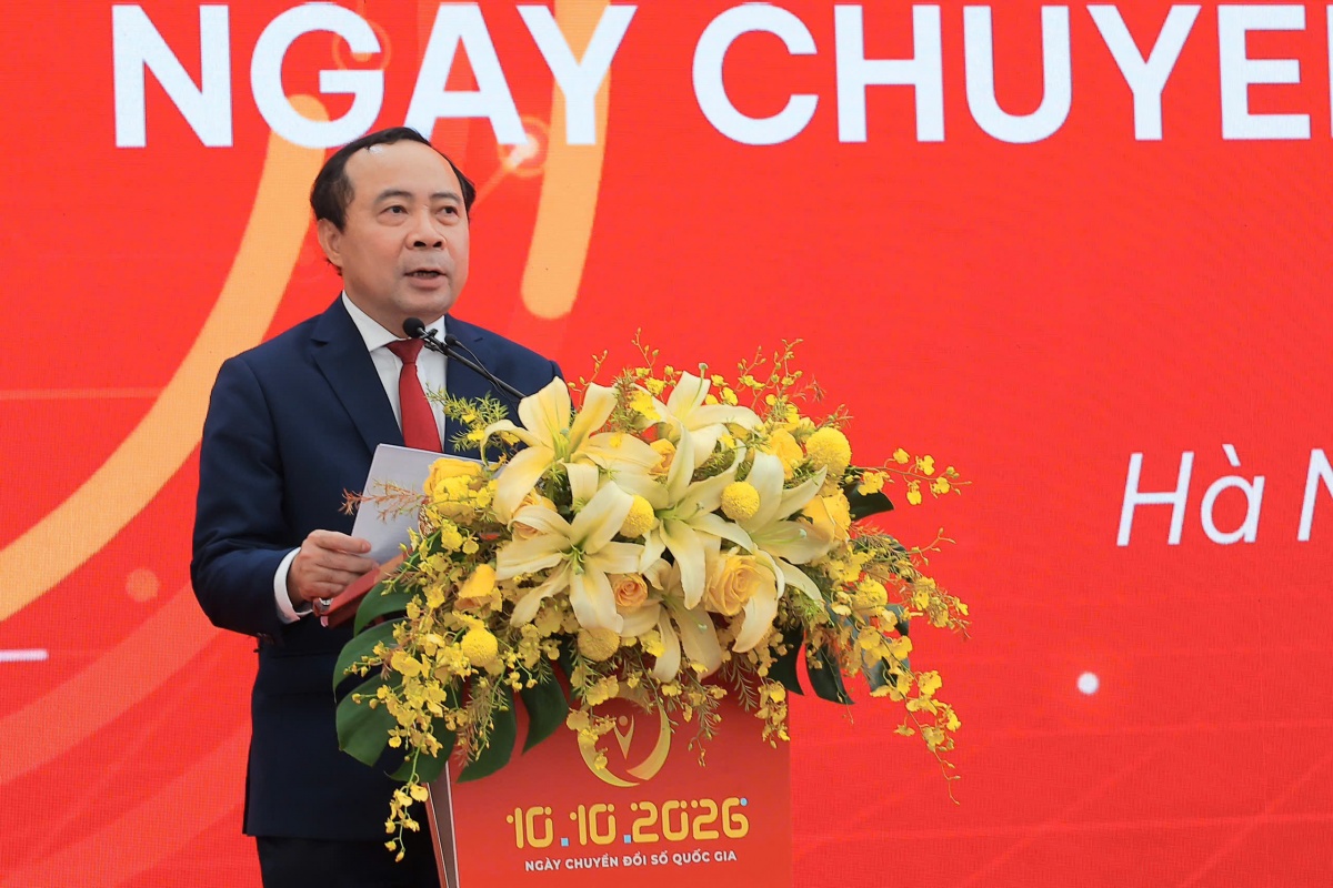 Chuyển đổi số phải tạo ra giá trị thực chất cho người dân, doanh nghiệp