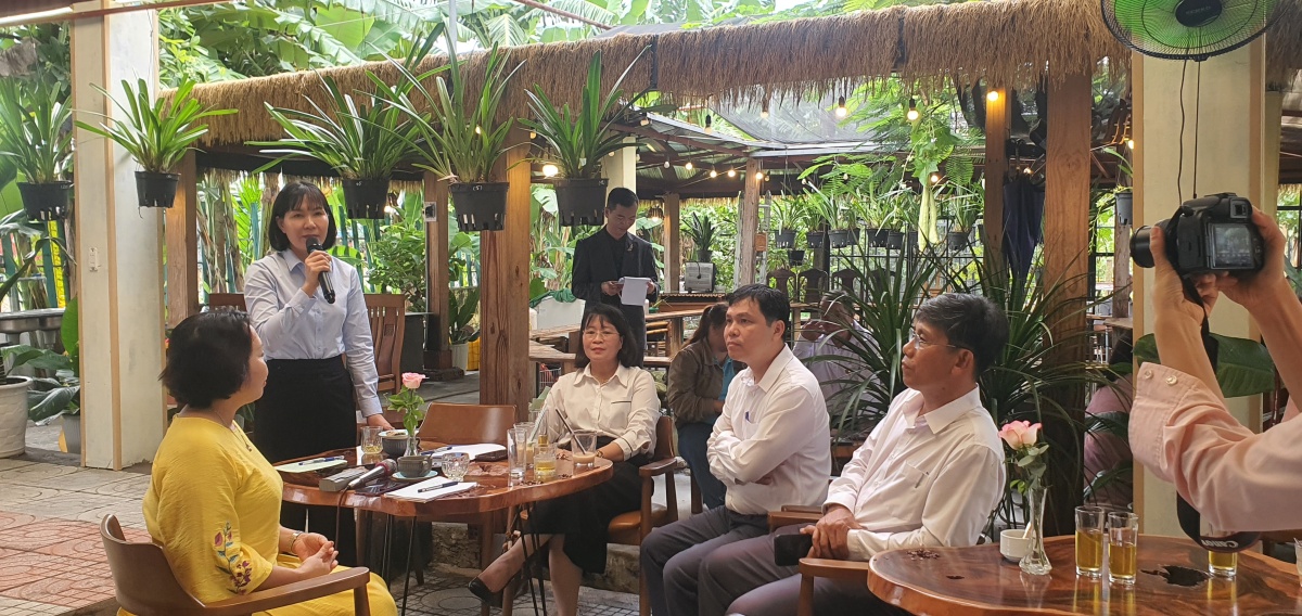 Mô hình “Cà phê cùng nông dân”, lắng nghe để tháo gỡ vướng mắc