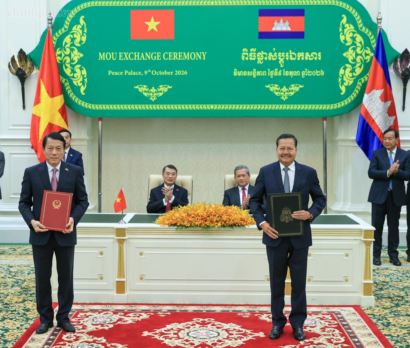 Việt Nam, Campuchia trao đổi nhiều văn kiện hợp tác quan trọng- Ảnh 2.