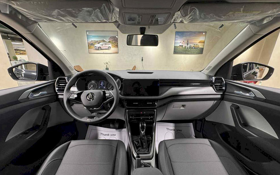 Skoda Kushaq giảm giá còn 469 triệu đồng tại đại lý Skoda Kushaq giảm giá 'kịch sàn' còn 469 triệu đồng tại đại lý: Rẻ ngang Sonet dù ngang cơ Seltos, nhưng kèm điều kiện - Ảnh 6.