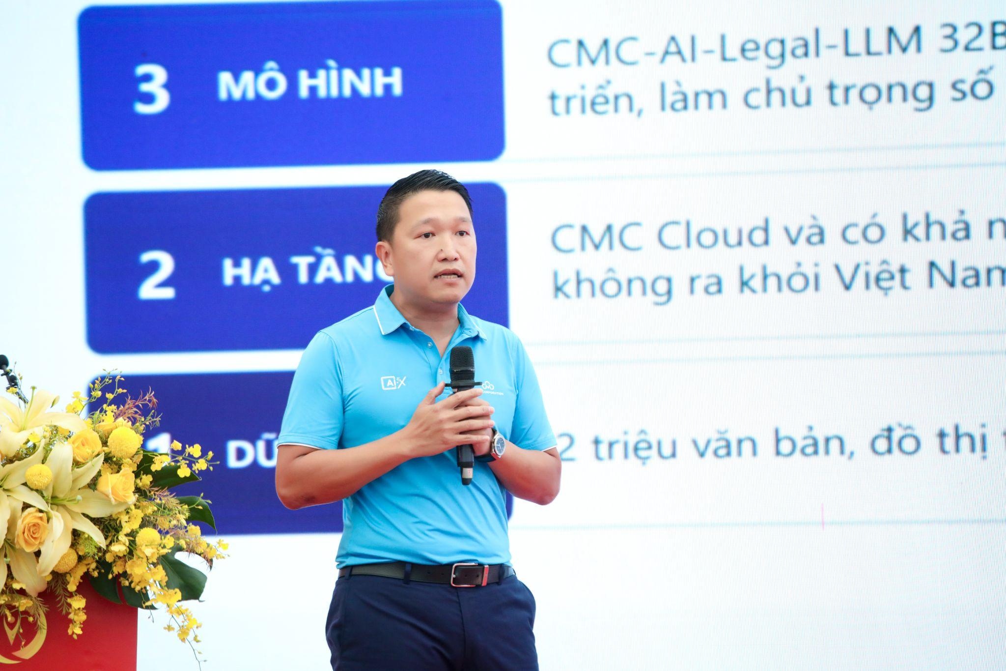 Ảnh 2: Ông Đặng Tùng Sơn - Phó Chủ tịch EVP, Tổng Giám đốc Tập đoàn Công nghệ CMC chia sẻ về các giải pháp AI của CMC tại chương trình.