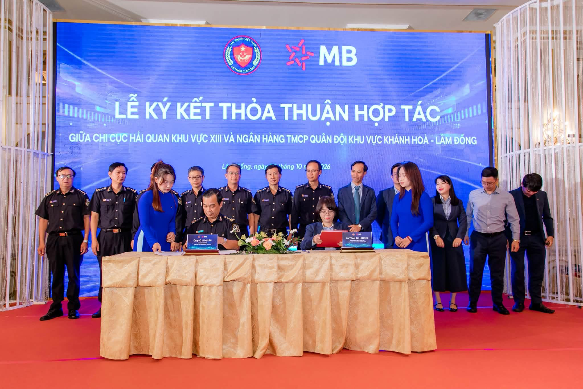 MB và chi cục hải quan khu vực XII ký kết hợp tác, đồng hành cùng doanh nghiệp xuất nhập khẩu trong kỷ nguyên số MB và chi cục hải quan khu vực XII ký kết hợp tác, đồng hành cùng doanh nghiệp xuất nhập khẩu trong kỷ nguyên số
