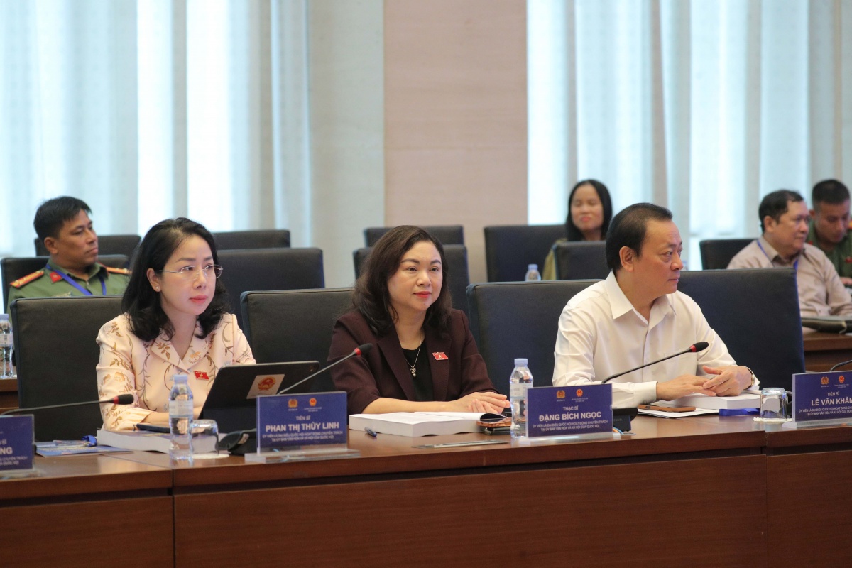 Phát huy văn hóa thành một động lực quan trọng phát triển đất nước Phát huy văn hóa thành một động lực quan trọng phát triển đất nước