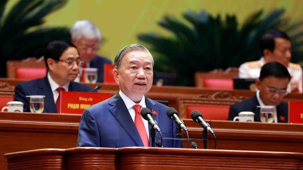Tổng Bí thư Tô Lâm báo cáo về các văn kiện trình Đại hội lần thứ XIV của Đảng tại phiên khai mạc, sáng 20-1-2026. Ảnh: TTXVN Tổng Bí thư Tô Lâm báo cáo về các văn kiện trình Đại hội lần thứ XIV của Đảng tại phiên khai mạc, sáng 20-1-2026. Ảnh: TTXVN