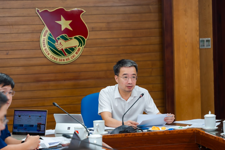 1/ Đồng chí Nguyễn Tường Lâm, Bí thư Trung ương Đoàn, Chủ tịch Hội đồng Giải thưởng, chủ trì phiên họp thứ nhất - Giải thưởng KHCN Quả Cầu Vàng năm 2026. Ảnh: CYTAST 1/ Đồng chí Nguyễn Tường Lâm, Bí thư Trung ương Đoàn, Chủ tịch Hội đồng Giải thưởng, chủ trì phiên họp thứ nhất - Giải thưởng KHCN Quả Cầu Vàng năm 2026. Ảnh: CYTAST