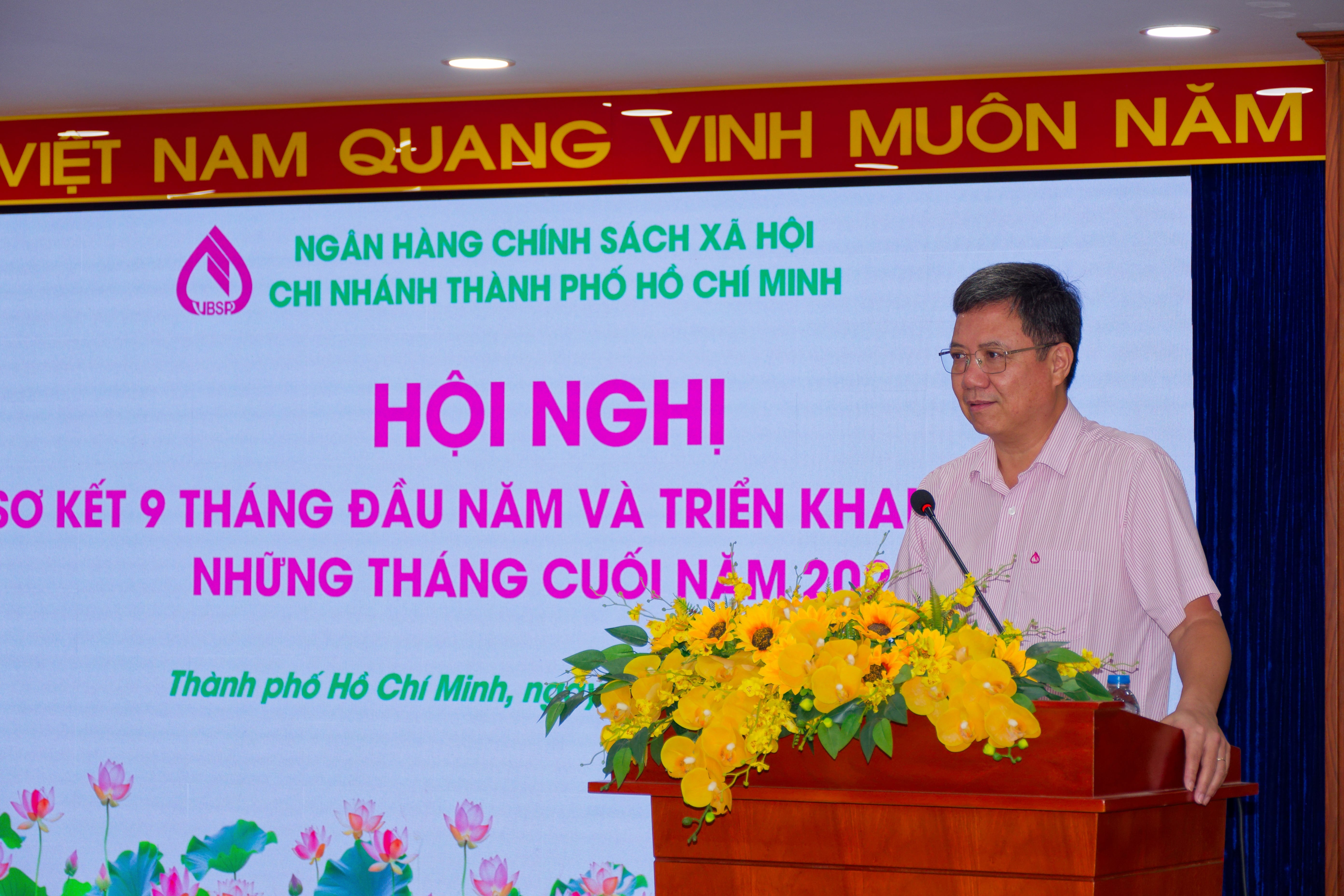Ông Trần Văn Tiên, Giám đốc Ngân hàng Chính sách Xã hội Chi nhánh TP. Hồ Chí Minh