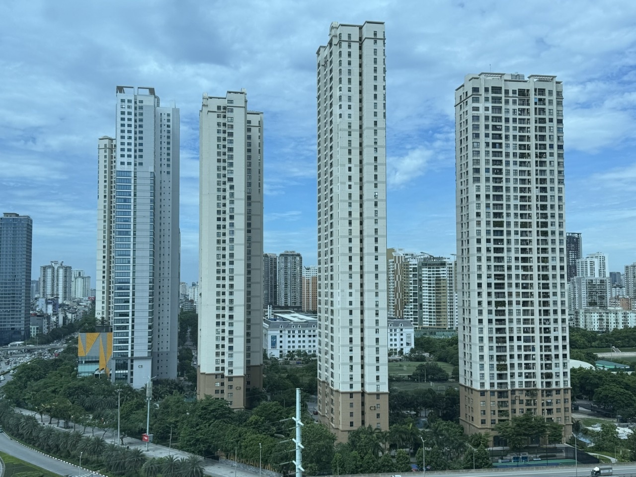 Nhà cao cấp áp đảo, căn hộ vừa túi tiền vẫn khan hiếm   ảnh: minh họa