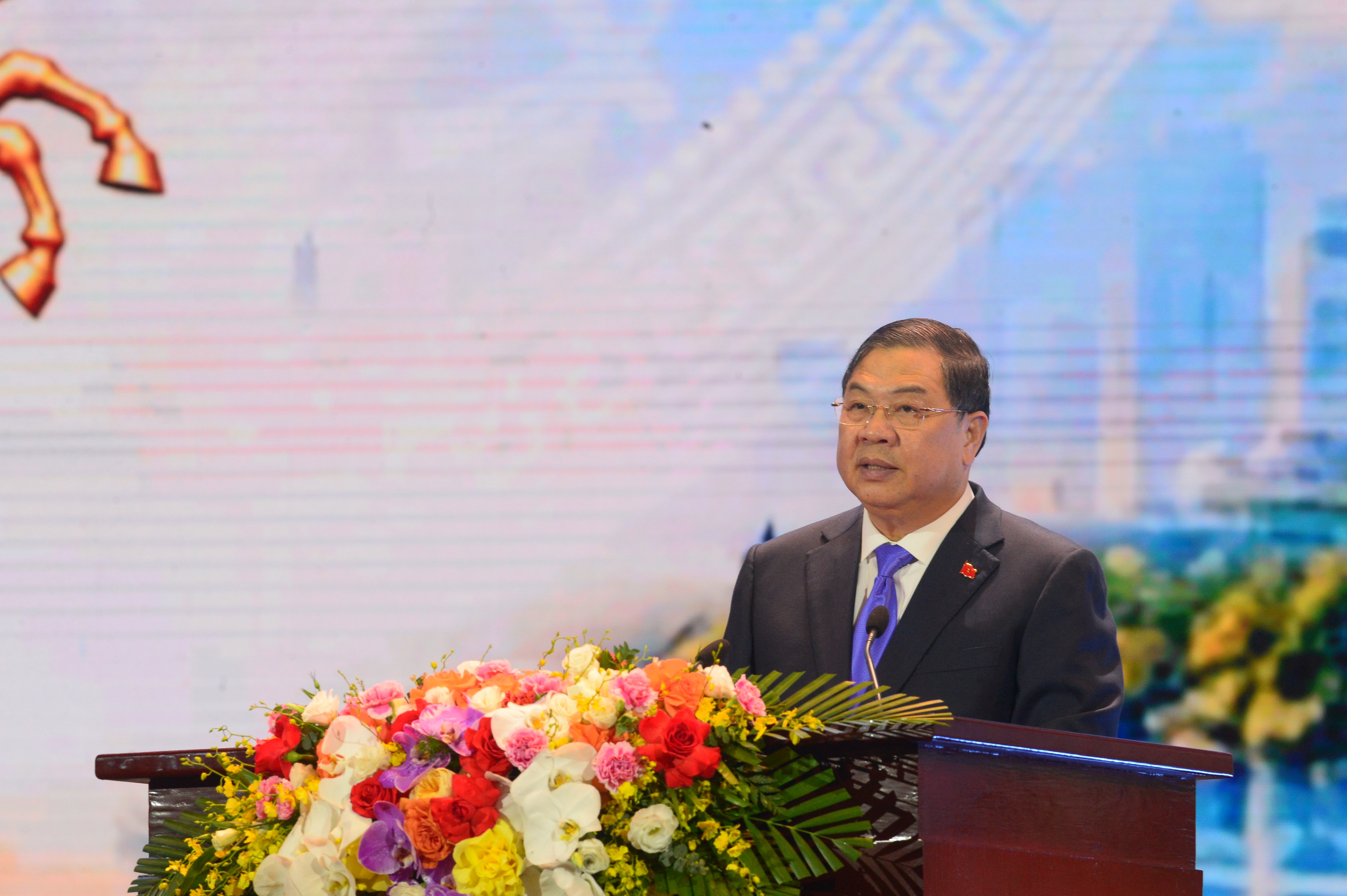 Ảnh 2: Phó Thủ tướng Thường trực Chính phủ Phạm Gia Túc phát biểu tại chương trình. Ảnh 2: Phó Thủ tướng Thường trực Chính phủ Phạm Gia Túc phát biểu tại chương trình.