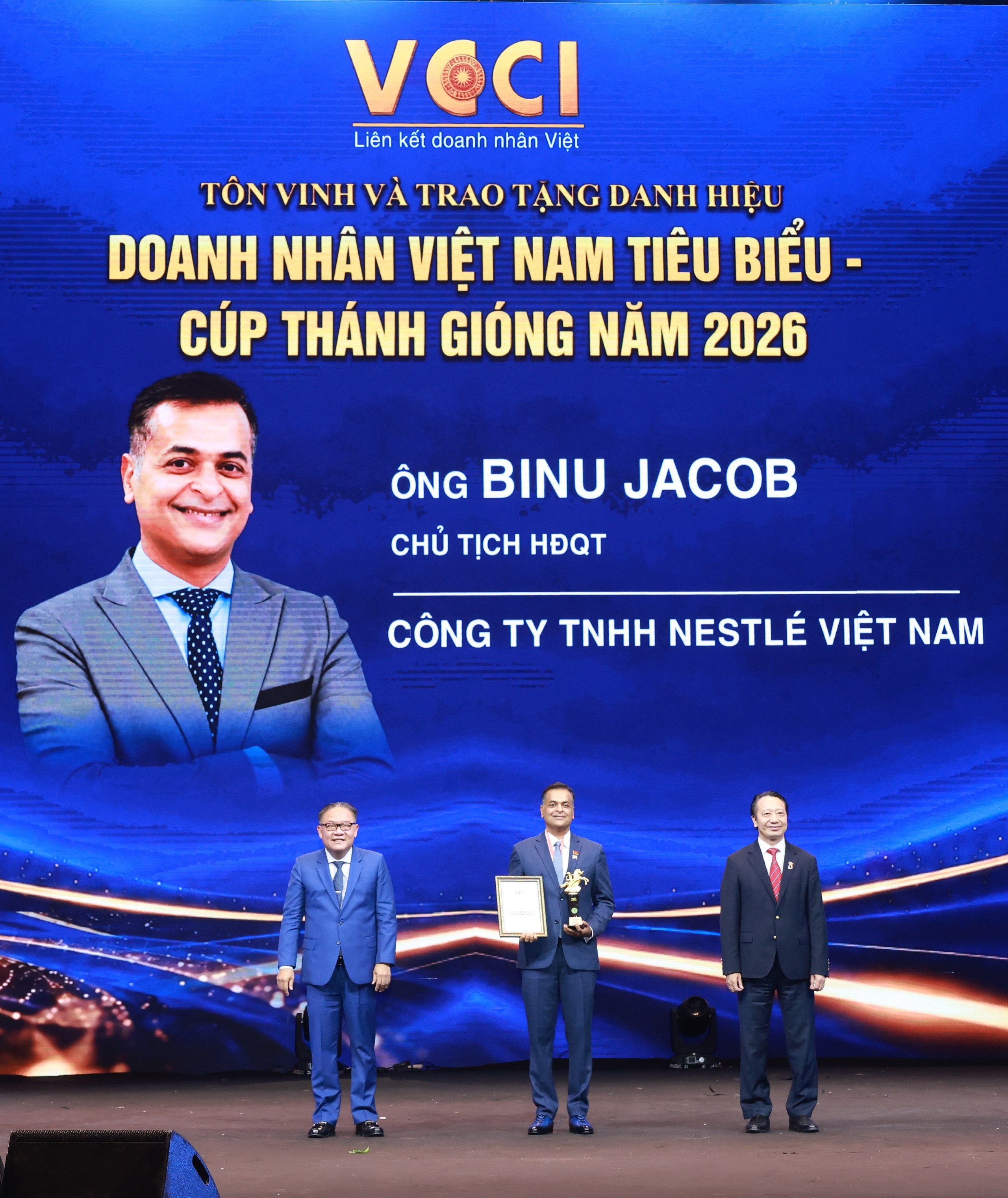 Tại Lễ tôn vinh và trao tặng danh hiệu Lãnh đạo Nestlé Việt Nam được vinh danh Cúp Thánh Gióng 2026