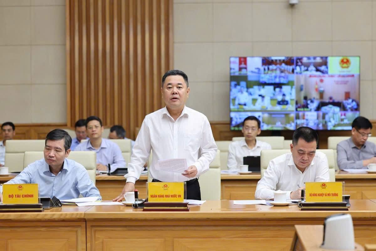 Phó Thủ tướng Thường trực Phạm Gia Túc chủ trì phiên họp Ban Chỉ đạo Trung ương về chính sách nhà ở và thị trường bất động sản