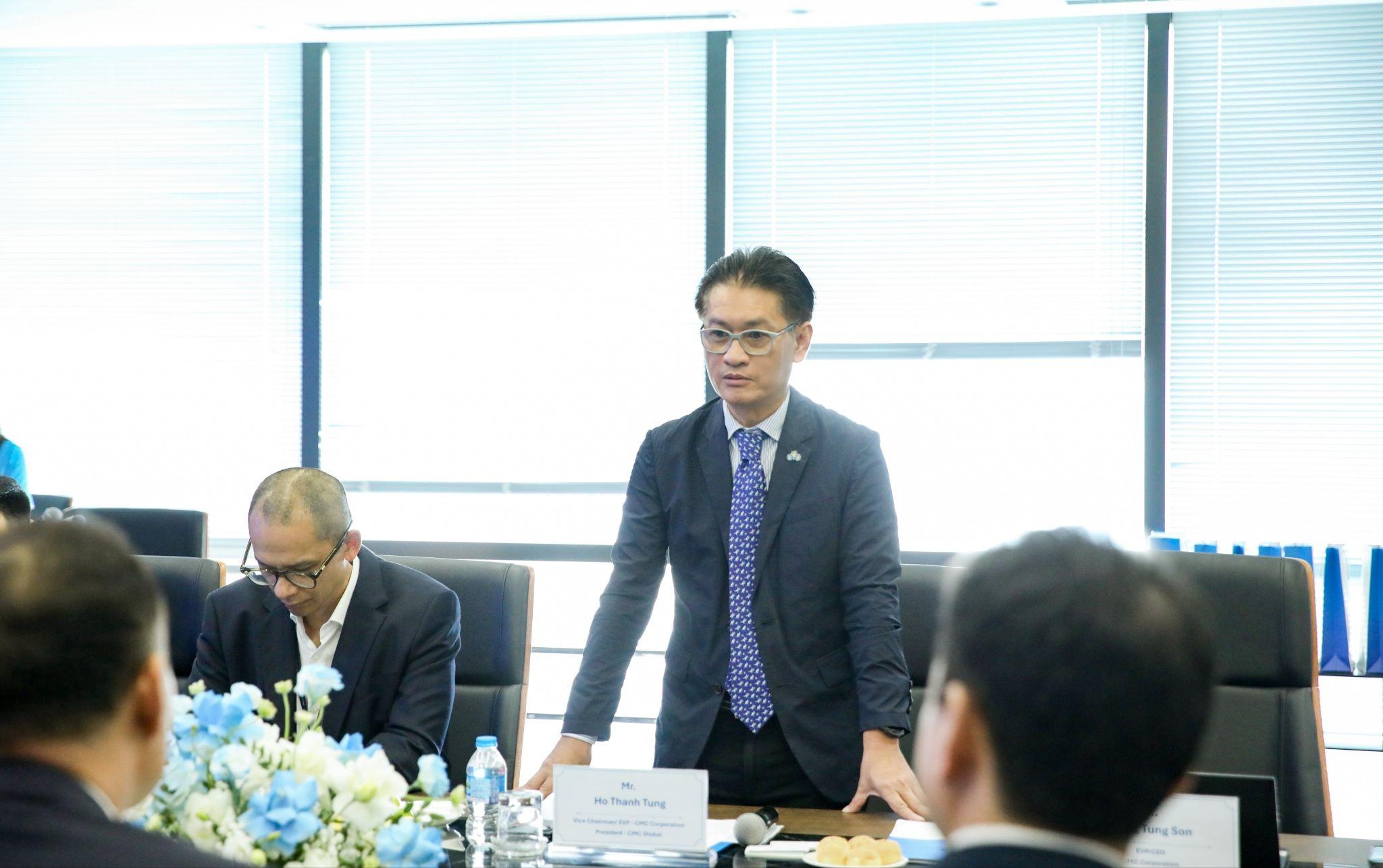 Ảnh 3: Ông Hồ Thanh Tùng, Phó Chủ tịch HĐQT, Phó Chủ tịch EVP Tập đoàn Công nghệ CMC, Chủ tịch CMC Global phát biểu tại lễ ký kết. Ảnh 3: Ông Hồ Thanh Tùng, Phó Chủ tịch HĐQT, Phó Chủ tịch EVP Tập đoàn Công nghệ CMC, Chủ tịch CMC Global phát biểu tại lễ ký kết.
