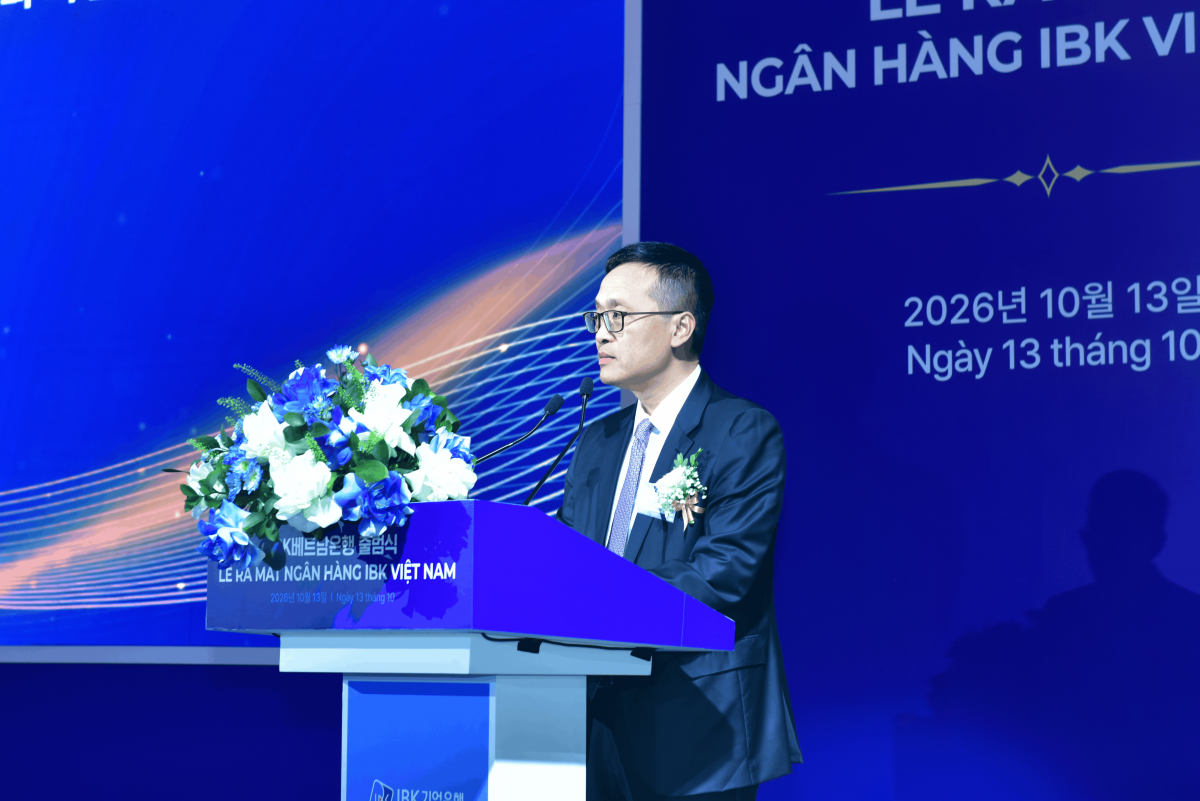 Phó Thống đốc Phạm Quang Dũng dự Lễ ra mắt Ngân hàng TNHH MTV Industrial Bank of Korea Việt Nam