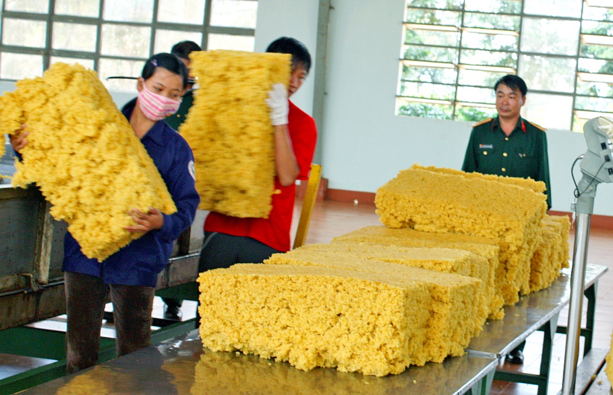 Cần tiếp sức kinh tế tư nhân để khơi thông nguồn lực tăng trưởng Cần tiếp sức kinh tế tư nhân để khơi thông nguồn lực tăng trưởng
