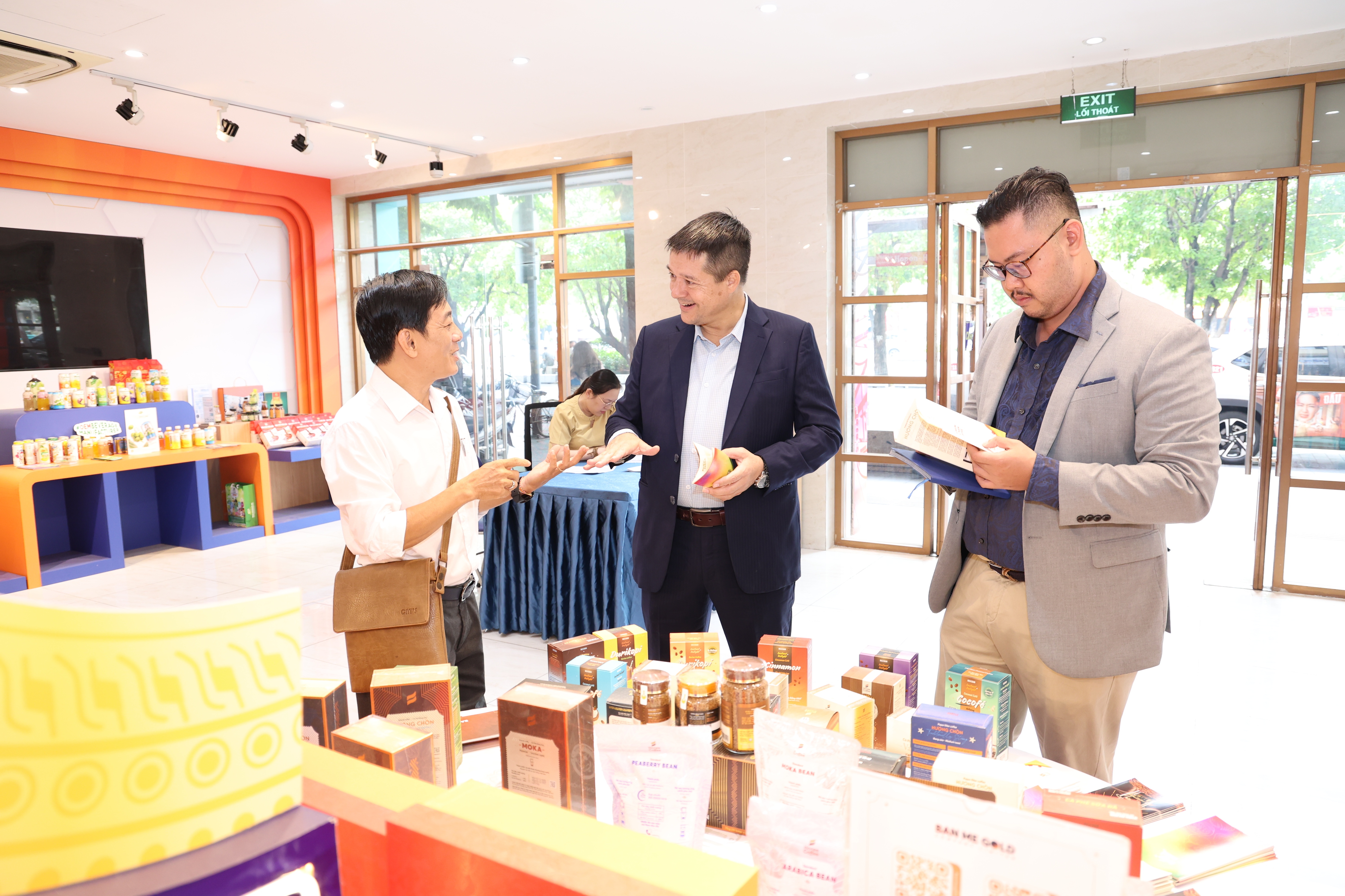 Muốn vào chuỗi cung ứng nhà hàng, khách sạn, doanh nghiệp Việt phải thay đổi cách bán hàng Muốn vào chuỗi cung ứng nhà hàng, khách sạn, doanh nghiệp Việt phải thay đổi cách bán hàng