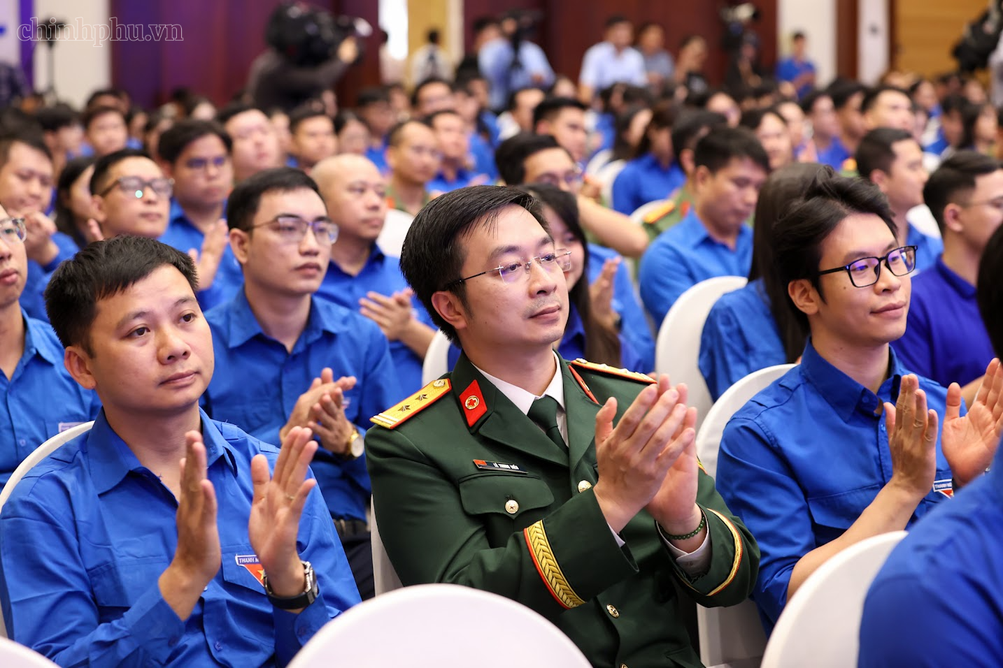 Thủ tướng Lê Minh Hưng: Cả hệ thống chính trị đặt trọn niềm tin và tạo mọi điều kiện thuận lợi nhất cho thanh niên Thủ tướng Lê Minh Hưng: Cả hệ thống chính trị đặt trọn niềm tin và tạo mọi điều kiện thuận lợi nhất cho thanh niên- Ảnh 7.