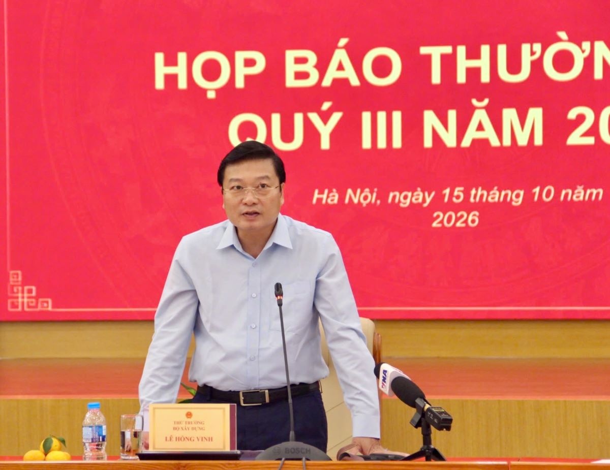  Thứ trưởng Bộ Xây dựng Lê Hồng Vinh  phát biểu tại họp báo